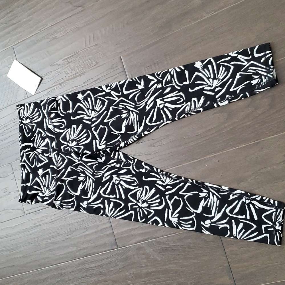 Athleta Transcend 7/8 tight. Size XS